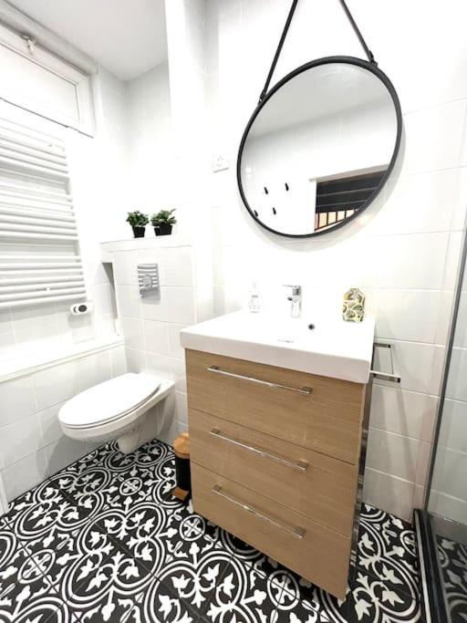Jolie Mini Maison Lovely Tiny House Vitry-sur-Seine Dış mekan fotoğraf